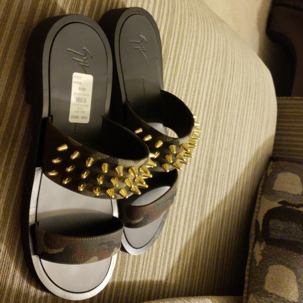 Giuseppe Zanotti Camo Sandals